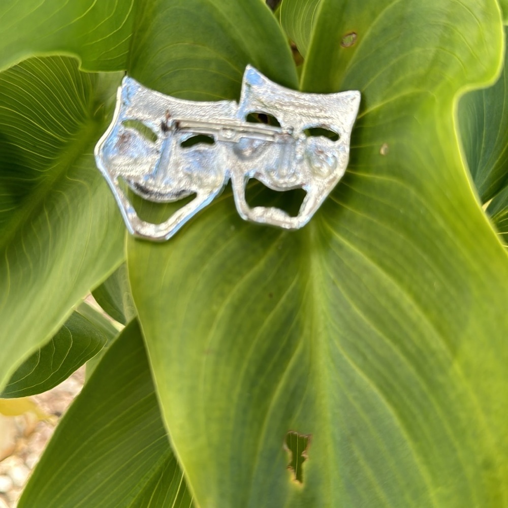 Vintage Acting Mask Sad & Happy Face Brooch - Picture 4 of 4